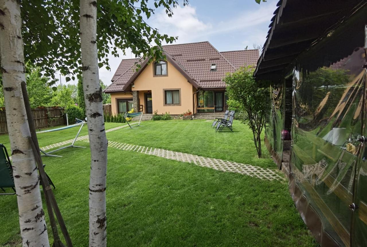 Hotel Conacul Caterinei Polovragi Zewnętrze zdjęcie
