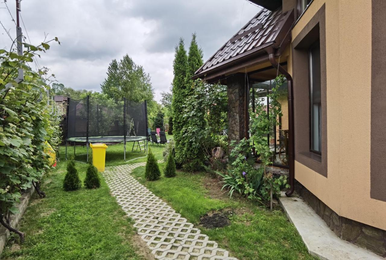 Hotel Conacul Caterinei Polovragi Zewnętrze zdjęcie